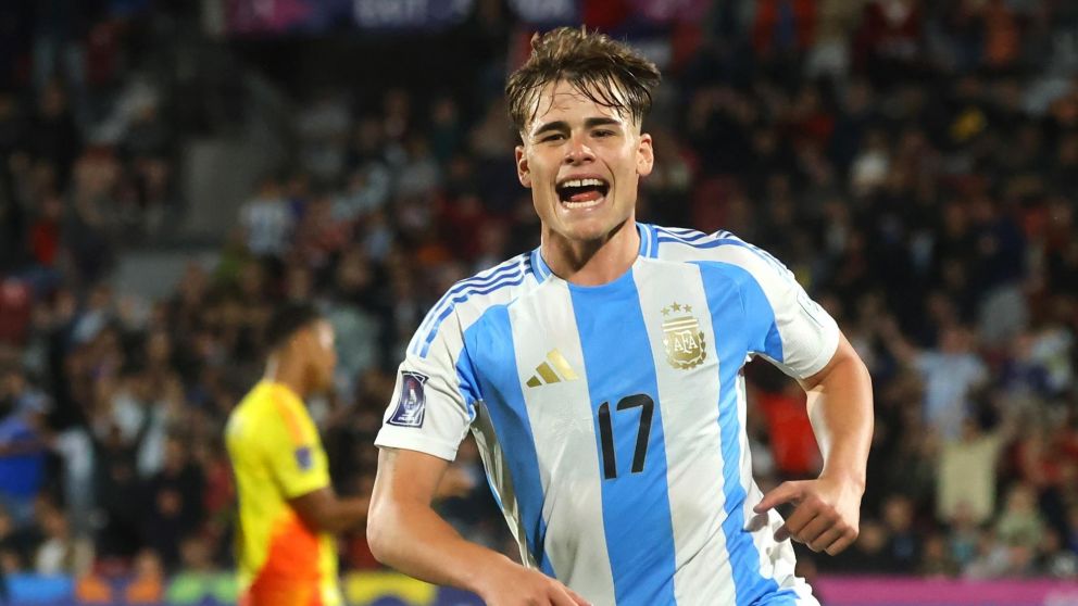 Messi felicitó a Mateo Silvetti por el gol que metió a la Selección Argentina en la final del Mundial Sub 20