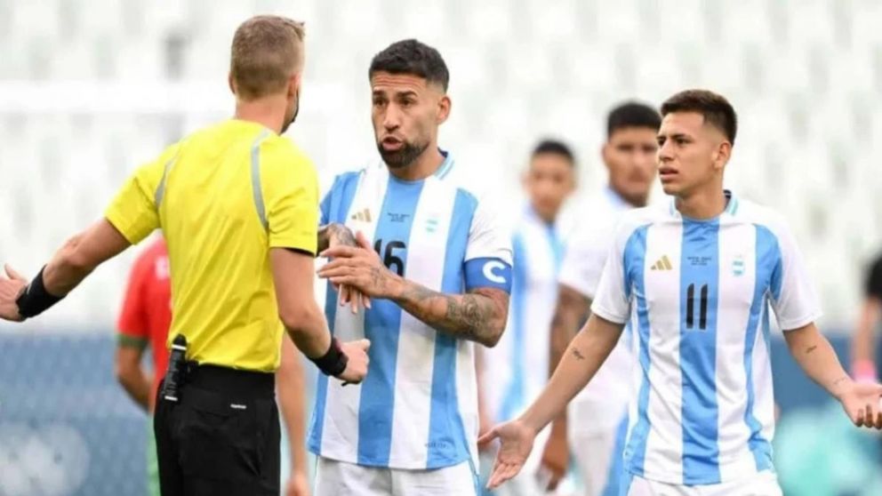 El escandaloso antecedente del último partido entre Argentina y Marruecos: derrota, polémica con el VAR y violencia