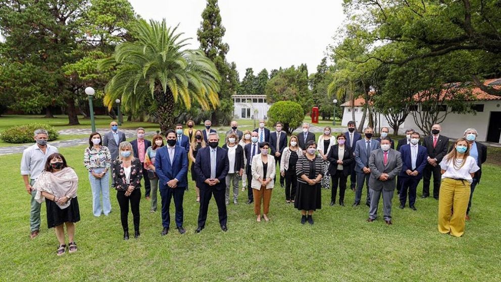 Alberto Fern�ndez encabez� el encuentro del Consejo Federal de Educaci�n que tuvo lugar este viernes en la Quinta de Olivos (T�lam).