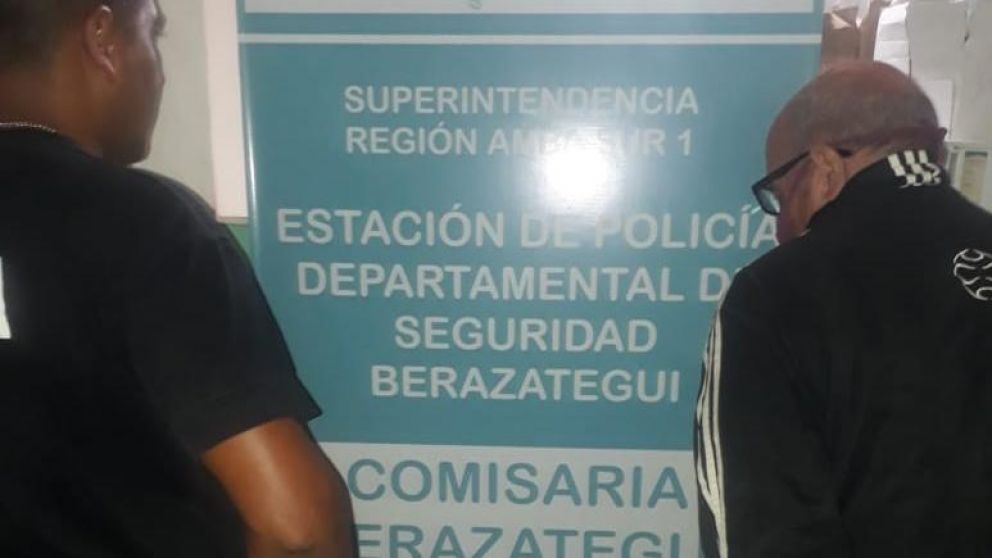 El sujeto fue aprehendido por la policía bonaerense (Twitter).