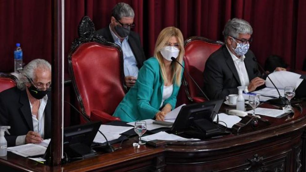 Magario: "Las etapas de participaci�n electoral deben ser sanitariamente seguras".