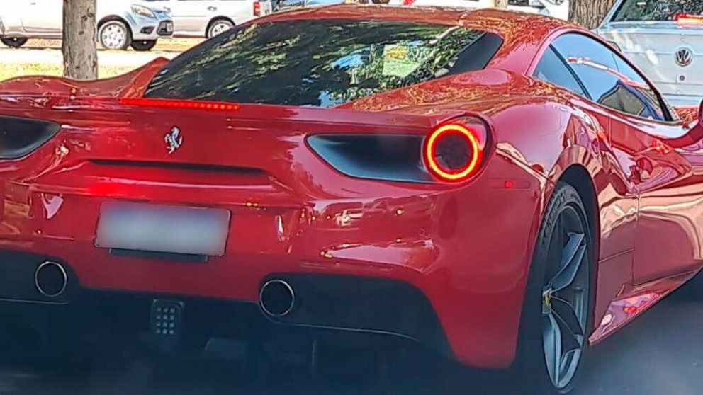 La Ferrari tiene una valuación de 700 mil dólares (WhatsApp).