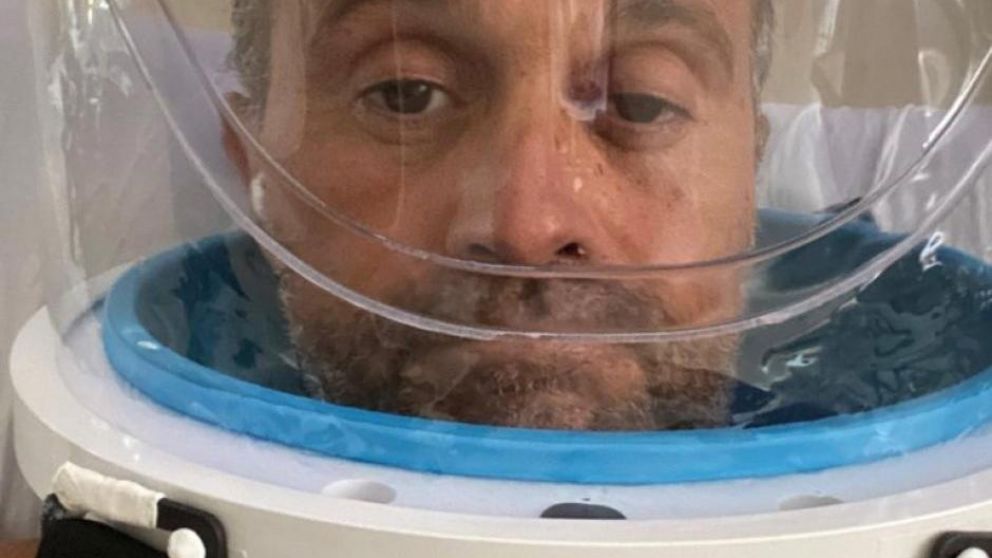 El casco es una opción para neutralizar al coronavirus.