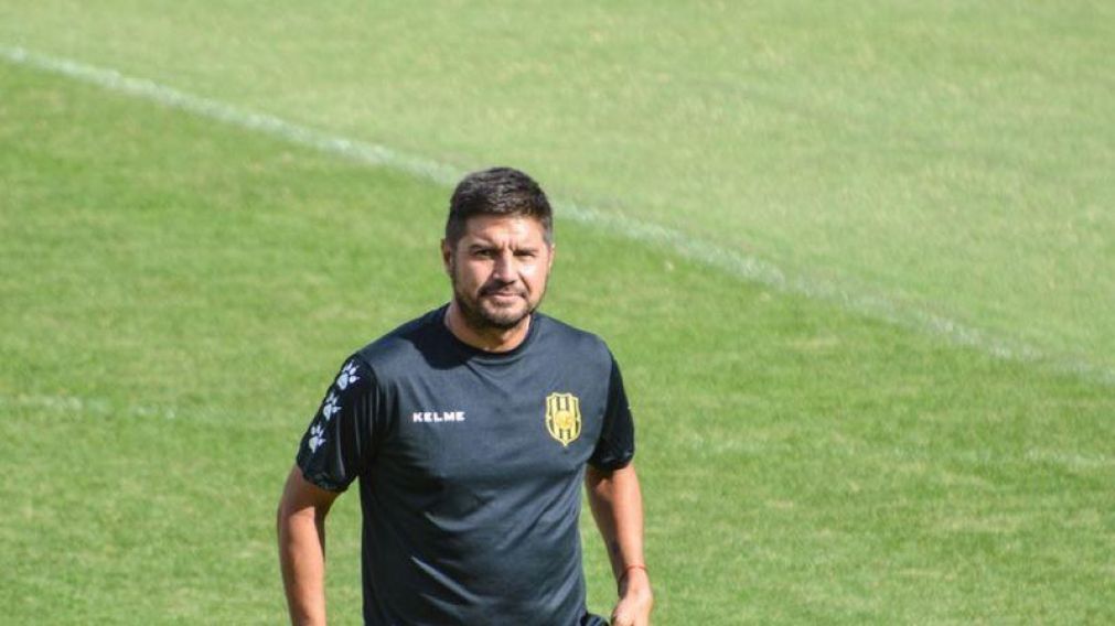 Alejandro Abaurre renunció al cargo de entrenador "por motivos personales" y abandonó la ciudad.