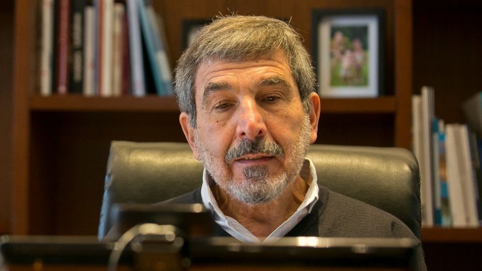 Salvarezza dijo que "ya se produjeron 12 millones de dosis" de la vacuna de Oxford "que fueron enviadas a México para su envasado (Télam).