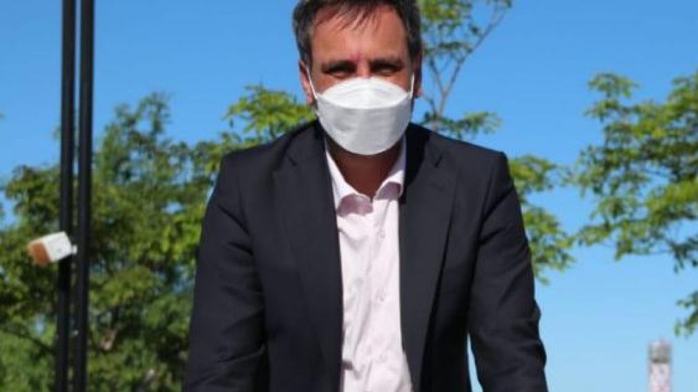 Juan Cabandié anunció que tiene coronavirus.