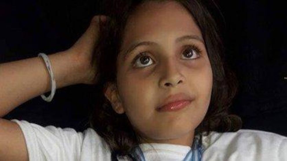 Abigaíl Jiménez, su caso se hizo conocido cuando se viralizó la imagen de su papá cargándola en brazos para cruzar de provincia