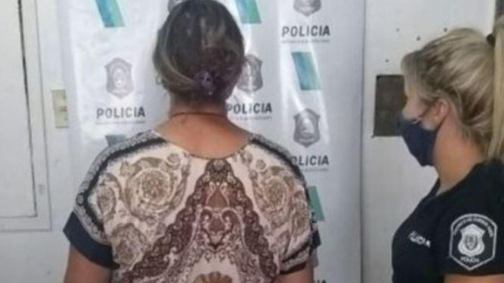 La mujer fue denunciada por los vecinos.