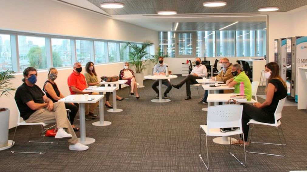 Al encuentro de este jueves fueron convocados los 17 gremios que representan a los docentes en Capital Federal (Télam/Archivo).