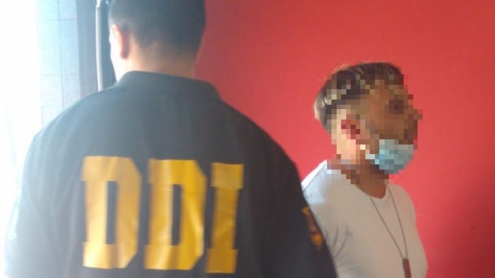 Este es el policía que fue detenido por extorsionar a una empresa de seguridad privada.