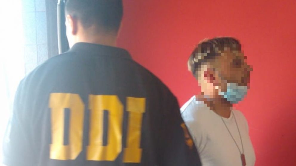 Este es el policía que fue detenido por extorsionar a una empresa de seguridad privada.