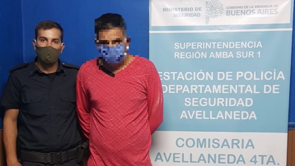 Este es el joven que fue detenido tras haber asesinado a fierrazos a uno de sus amigos por motivos pasionales.