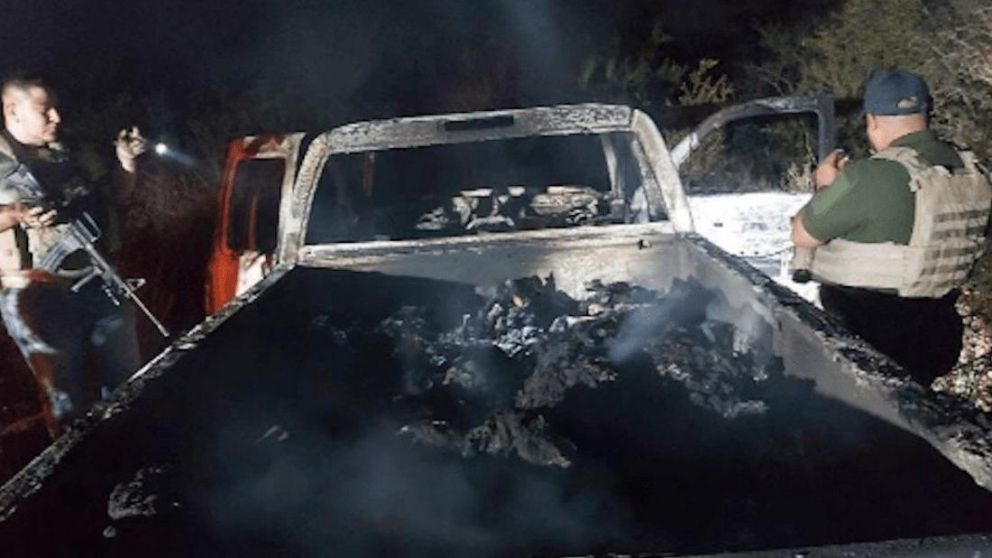 Los casquillos de bala no se encontraron en el lugar, por lo que la Fiscalía señala que pudieron ser asesinadas en otro sitio.