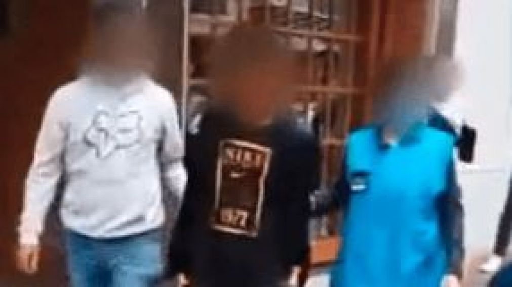 Tras una persecución, cayó un ladrón de motos en Villa del Parque.