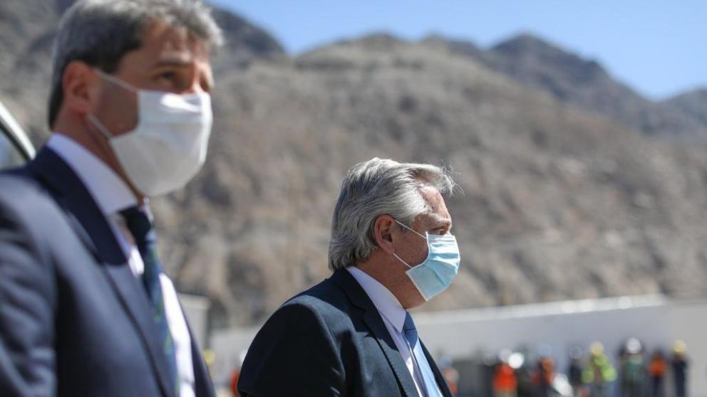 Alberto Fern�ndez vuela a San Juan para encontrarse con el gobernador local, Sergio U�ac (Archivo).