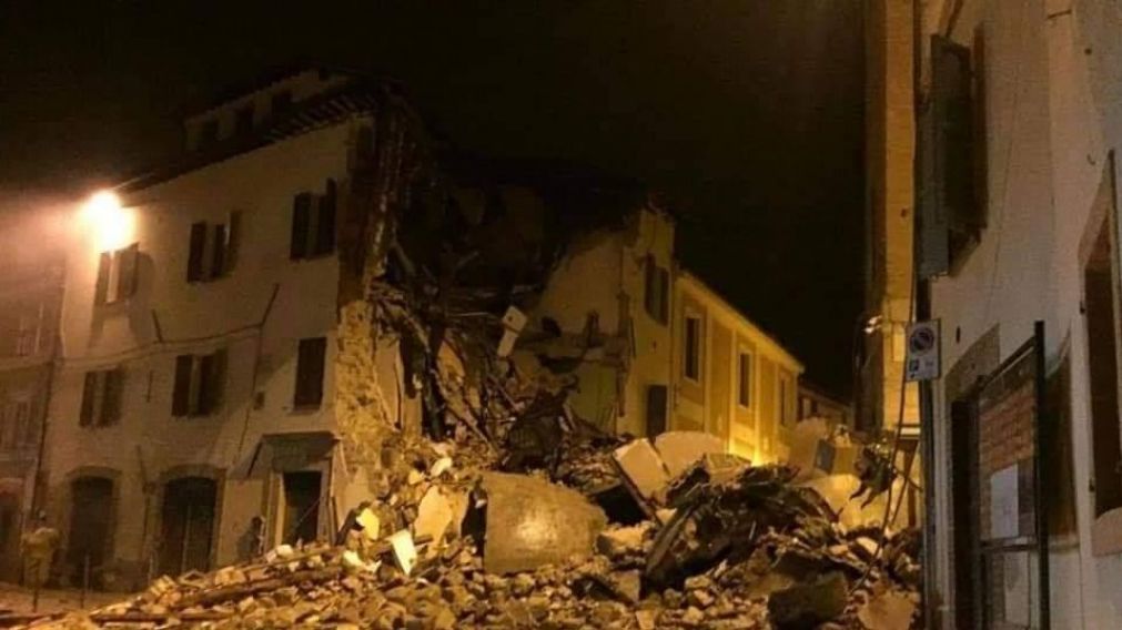 Tensi�n en la noche de San Juan con el sismo (Twitter).