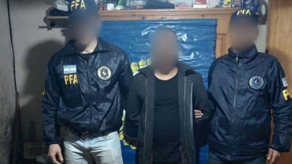 Detuvieron a un hombre acusado de distribuir material de abuso sexual infantil: los detalles del aberrante caso