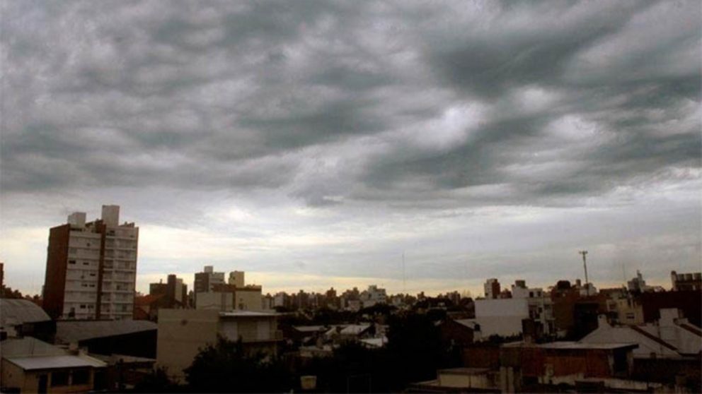 Se viene un domingo gris y más fresco: así estará el clima en el AMBA