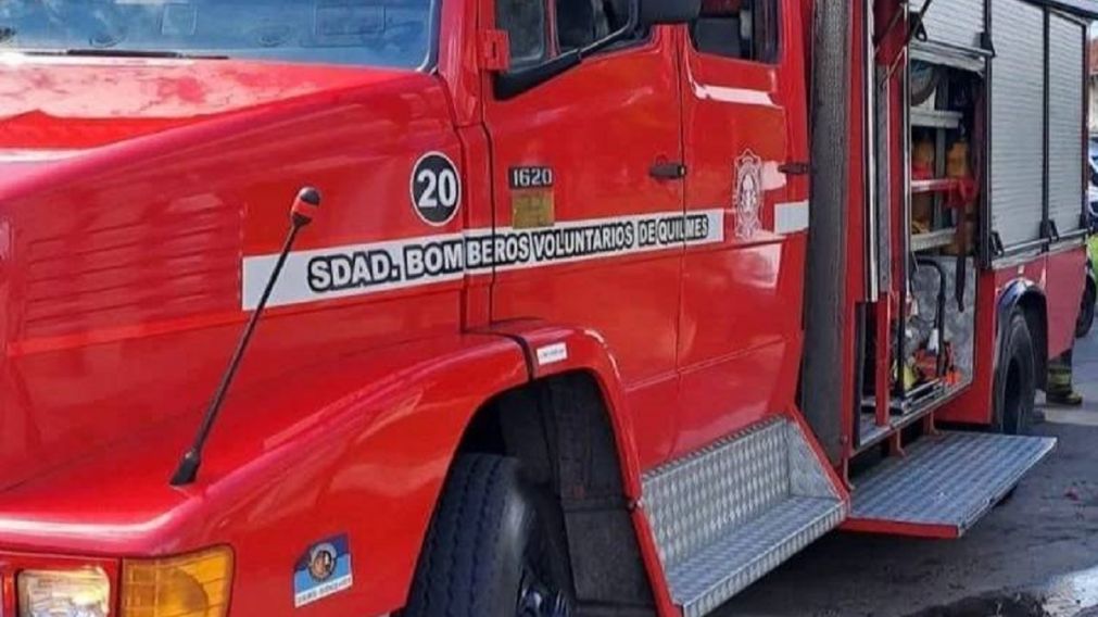 Una mujer fue rescatada tras quedar atrapada en un ascensor en el centro de Quilmes
