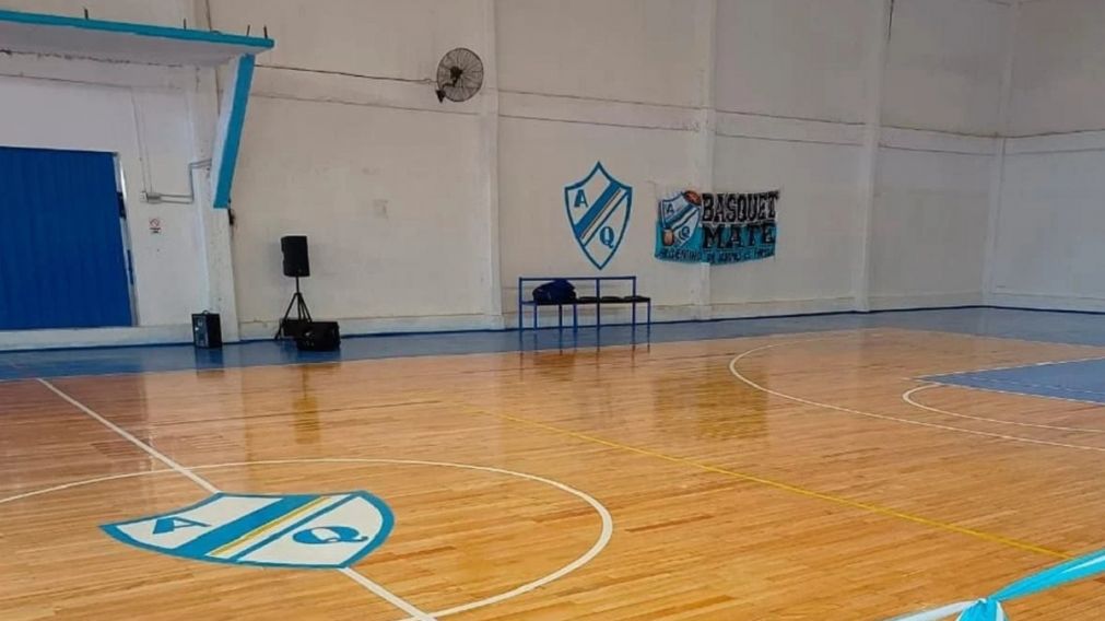 Conmoción en Argentino de Quilmes: un nene, en grave estado tras caerle un arco en la cabeza
