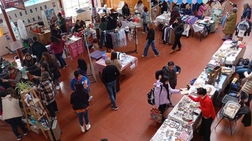 Emprendedores de la UNQ organizan la 5ª Feria EmprePAS: todos los detalles