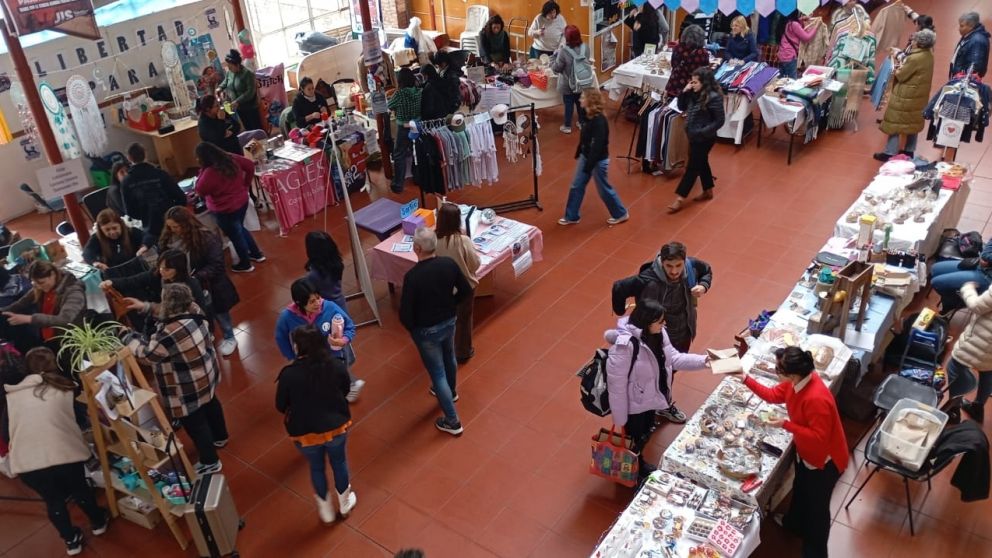 Emprendedores de la UNQ organizan la 5ª Feria EmprePAS: todos los detalles
