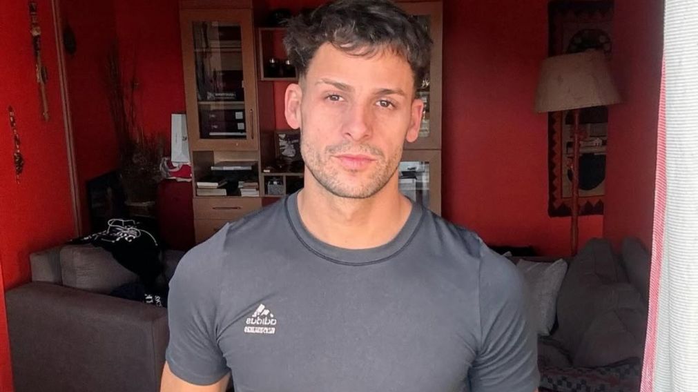 Joel Ojeda denunció que la Policía le confiscaron dinero de su madre tras allanamiento.