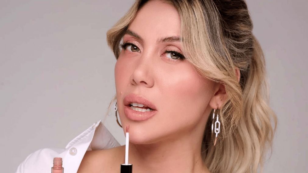 Wanda Nara enfrenta una denuncia por su marca de cosméticos. (Foto: Instagram/ @wandanaracosmetics).