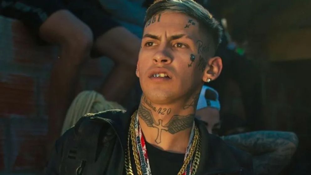 L-Gante en otra pol�mica con la ley: acusan al cantante de robar una moto policial.