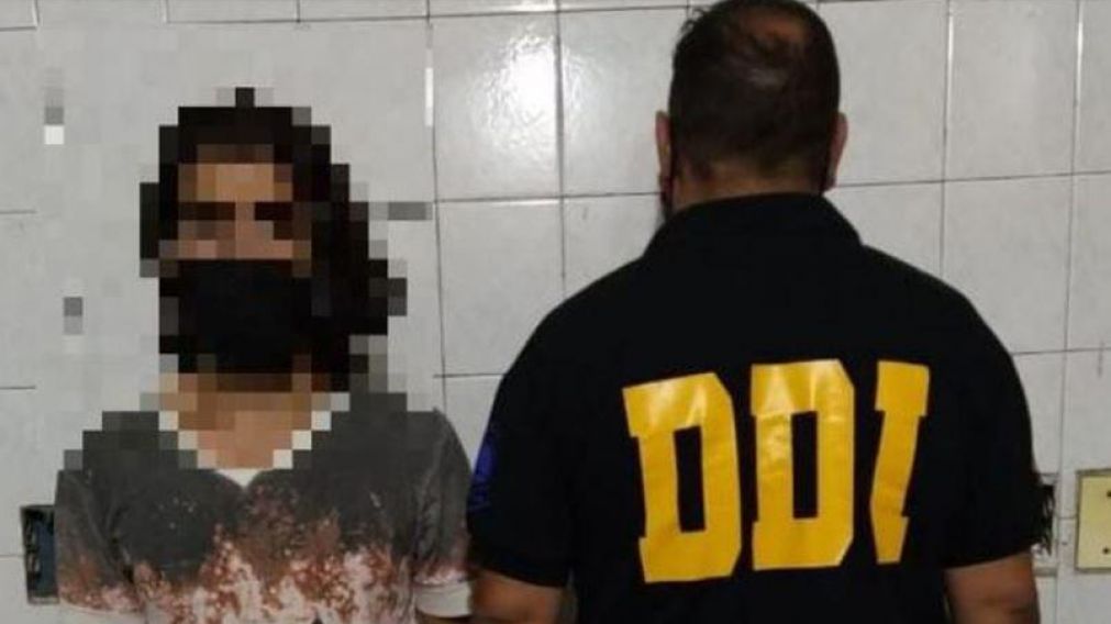 El detenido de 19 a�os enfrenta serios cargos (Twitter).