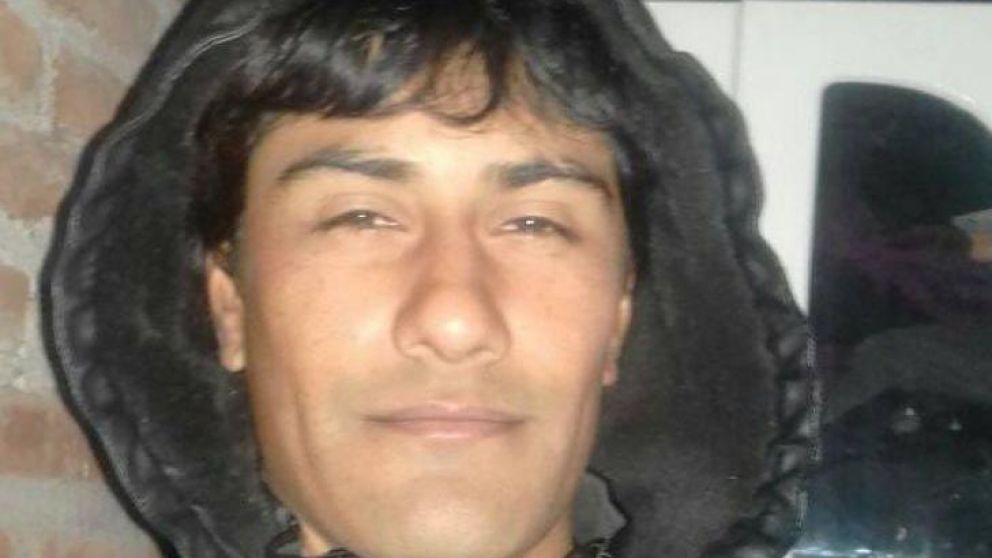 El femicida se muestra en su perfil de Facebook como devoto de San La Muerte.