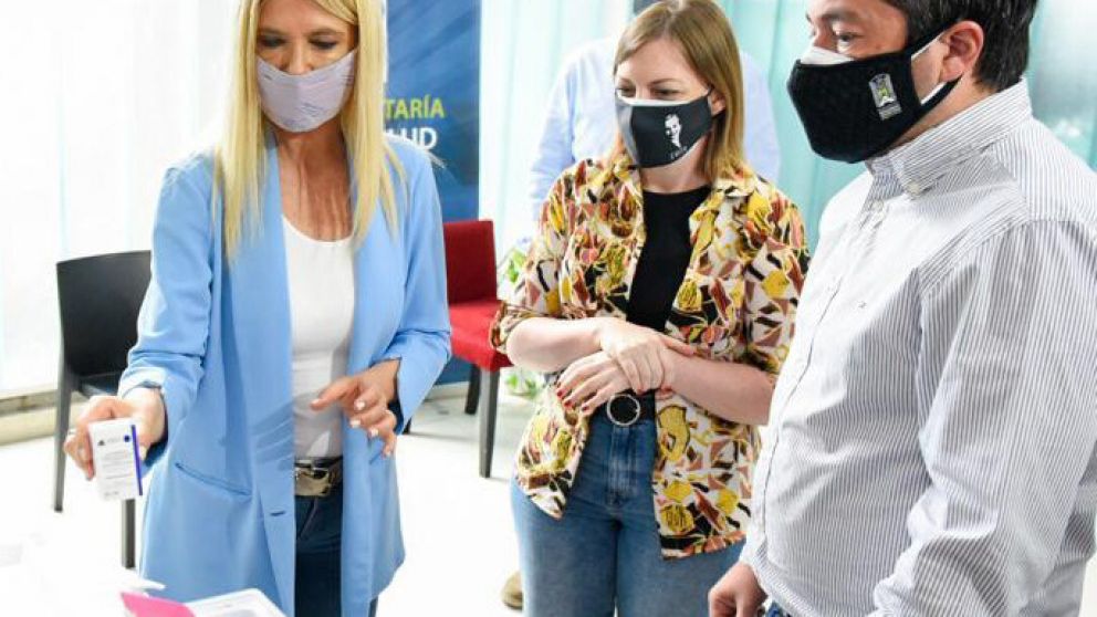 Magario se aplicó la primera dosis