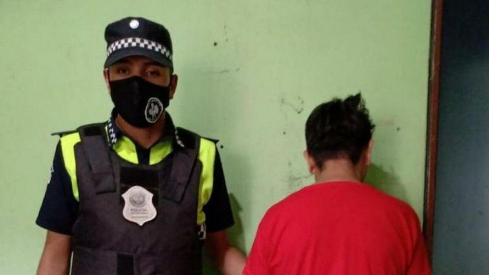 Luego de que haya perdido en el póker el hombre se robó 10 mil pesos más de lo que había apostado.