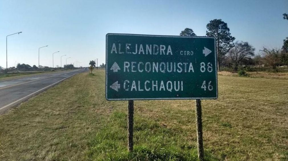 Dos personas murieron en el acto y el restante mientras era trasladado al hospital de Reconquista.