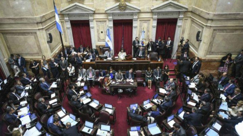 El Senado propone una jornada épica para cerrar un año difícil.