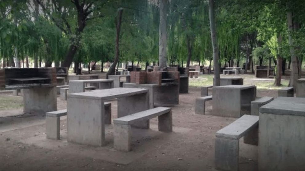 Tragedia en Plottier: un rayo cay� en un camping y mat� a una nena de 11 a�os.