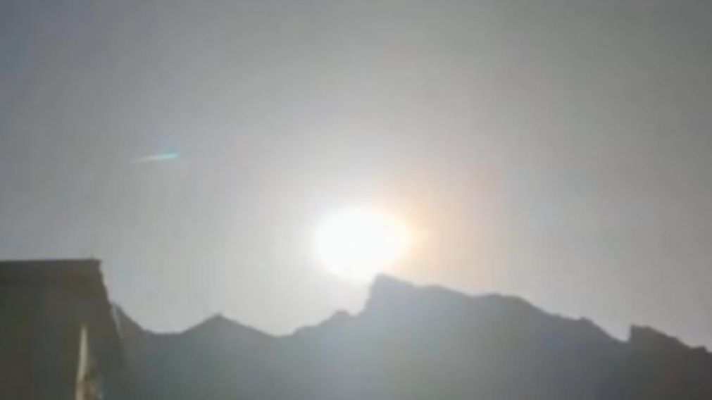 El asteroide cayó en un descampado y no causo heridos.