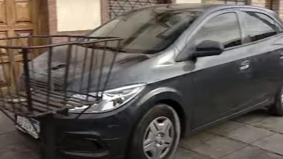 La víctima es el mayor Rubén Alejandro Rivas. Trabajaba en el traslado de detenidos en el Juzgado de Garantías 5 (Captura).