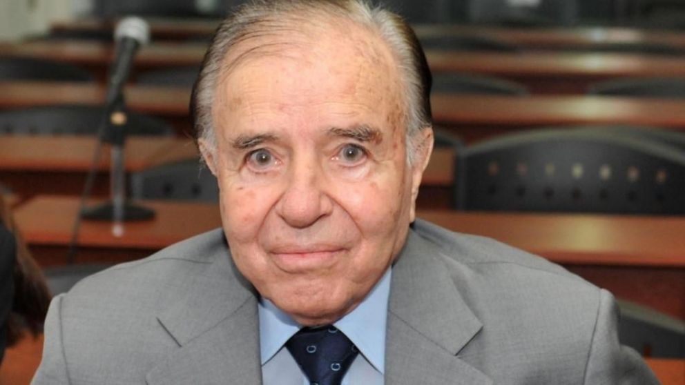 Menem sigue internado en grave estado y permanece en coma inducido.