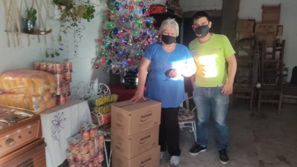 La abuela Nelly en el lugar donde cocina todos los días.