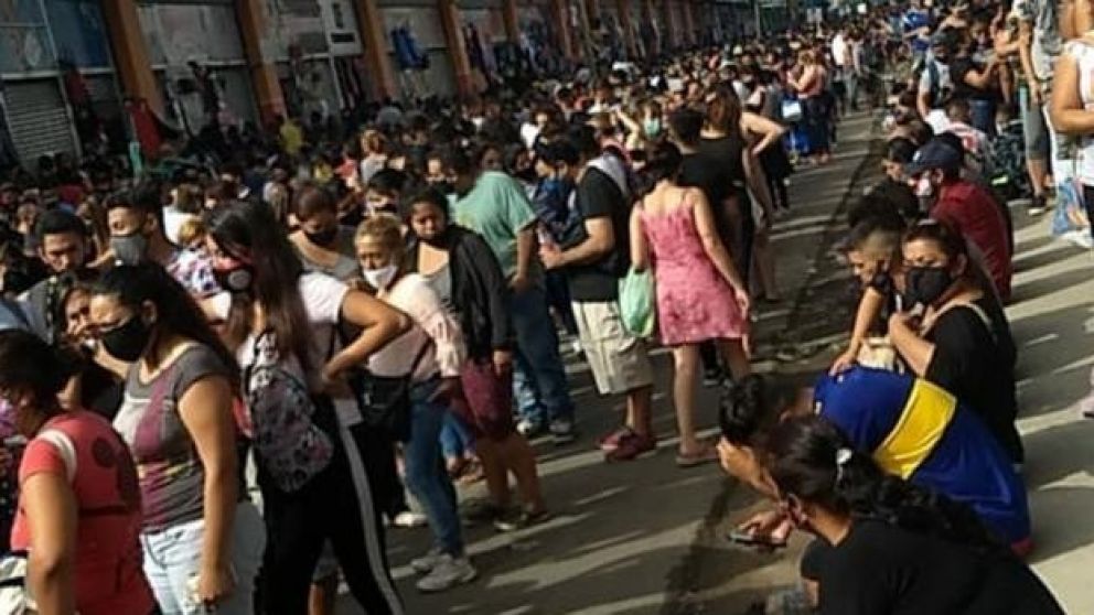 Los puntos de venta más populares en la provincia y la ciudad de Buenos Aires se vieron poblados.