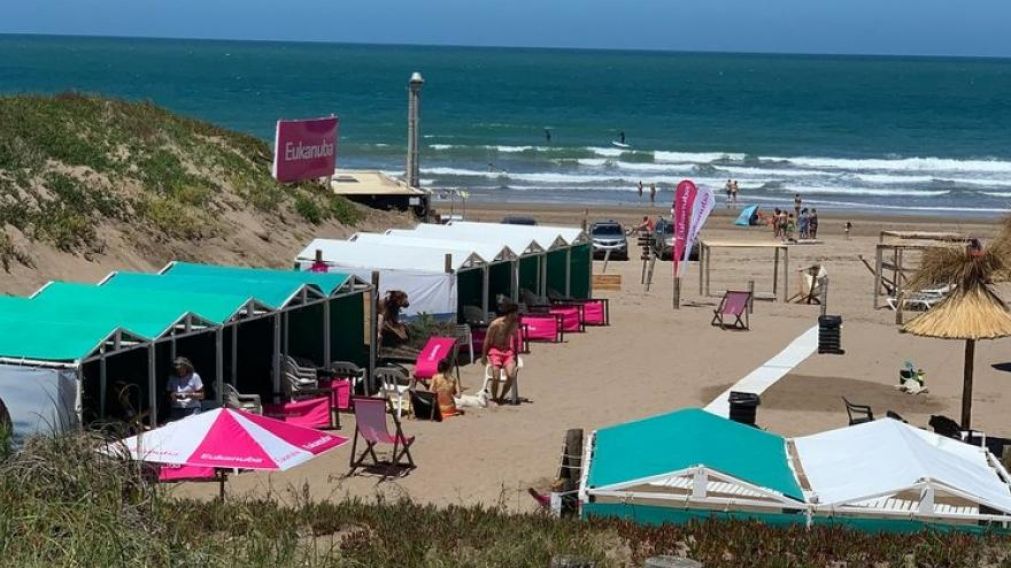Villa Gesell y Pinamar transitan un diciembre "muy bueno", con más ocupación hotelera que otros años.