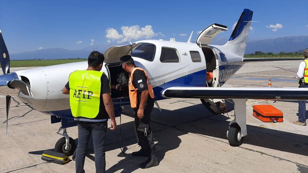 La avioneta no habría sido declarada al ingresar al país.