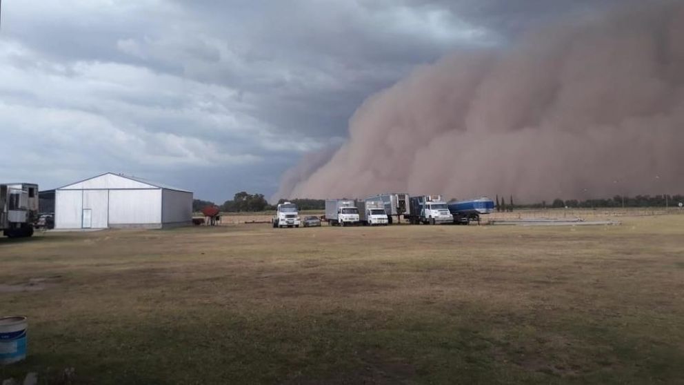 La Pampa: impactante video del tornado.