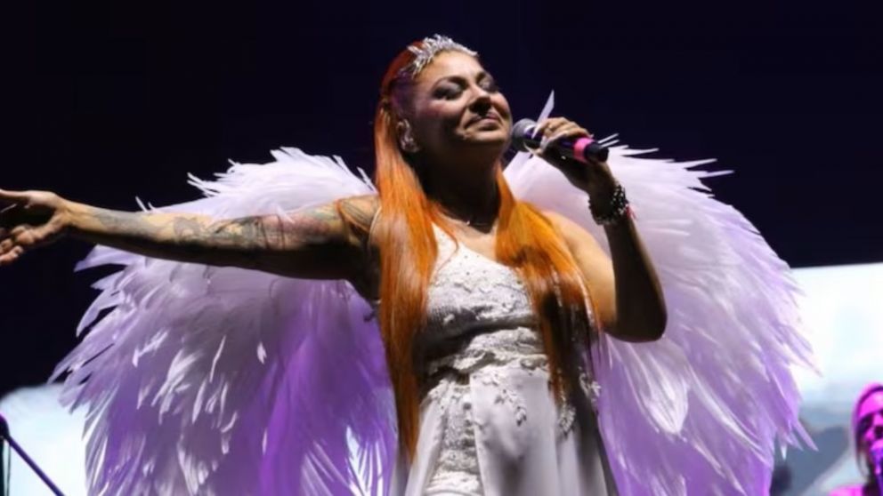 Lourdes Fernández se cayó en el escenario del Gran Rex: "Un tropezón..."