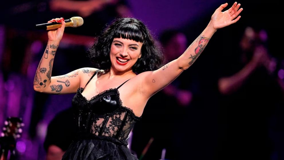 Mon Laferte elogi� a Emma Roach tras su participaci�n en La Voz Argentina
