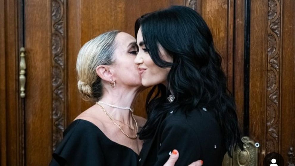 La mamá de Lali Espósito habló sobre la canción "No me importa" y reveló cuánto la enorgullece su hija