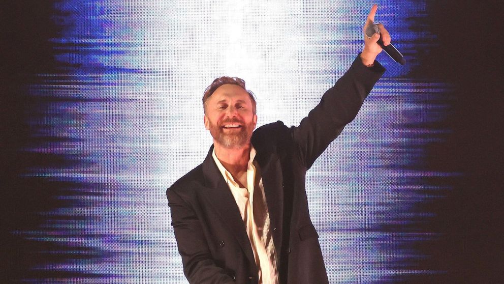 David Guetta y el cambio en las pistas: "La gente ya no baila, solo graba con el celular"