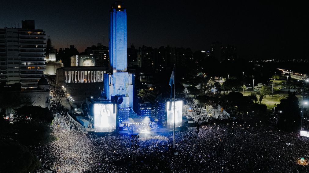 Nicki Nicole brilló en Rosario con su primer concierto sinfónico frente a 250.000 personas