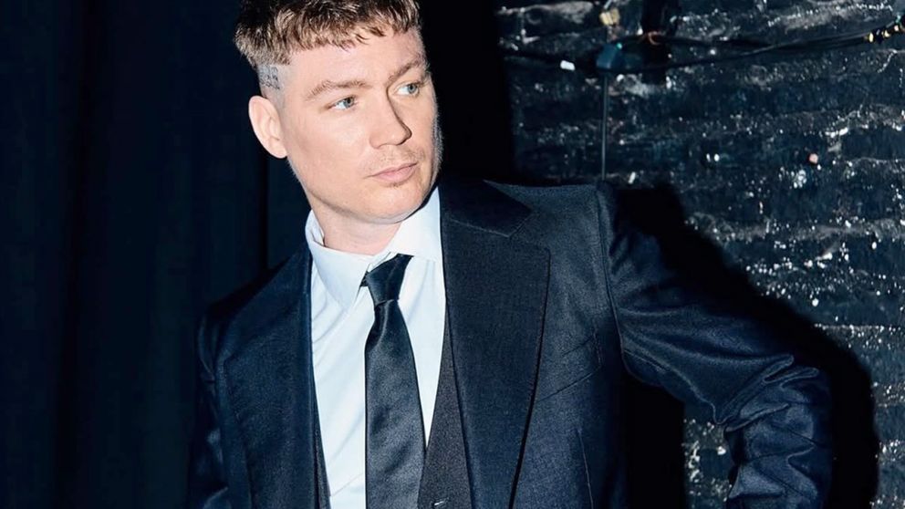 Emanero filtra su n�mero de WhatsApp y sorprende a sus seguidores